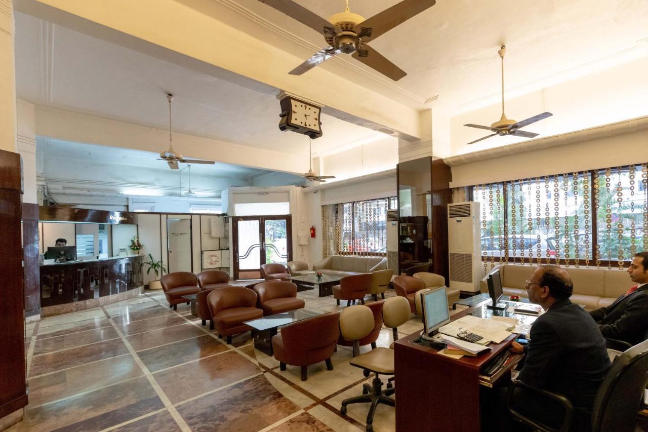 West End Hotel Mumbai Dış mekan fotoğraf